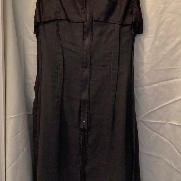 Vintage 1960s Black Sleeveless V-Neck Back Zip Crepe Dress w/ Rhinestones Size 0 - Picture 9 of 15